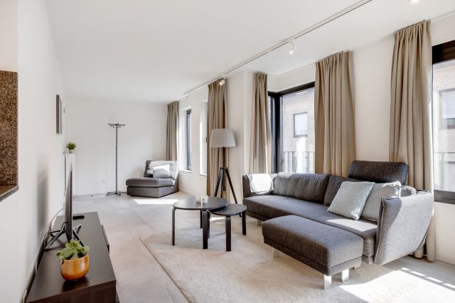 WEB Best Flats Geel 03