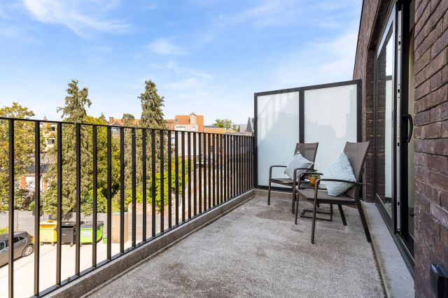 WEB Best Flats Geel 23