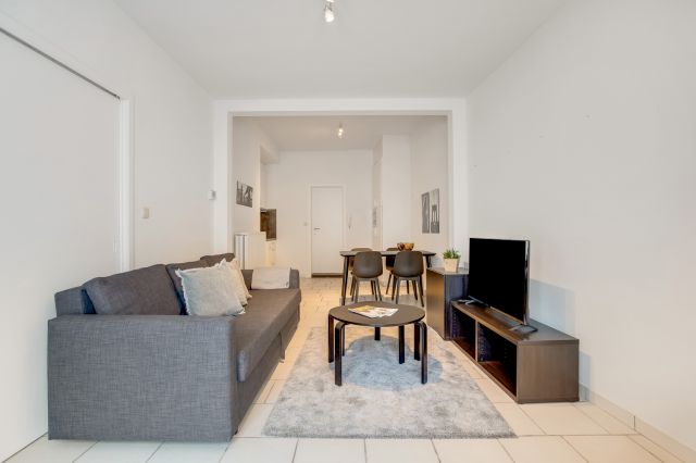 WEB Best Flats Geel 30