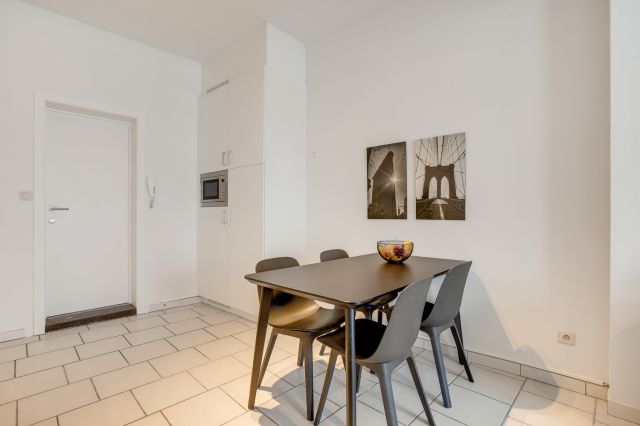 WEB Best Flats Geel 31